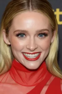 Greer Grammer was born on February 15, 1992 in Los Angeles, California, USA as Kandace Greer Grammer. She is an actress and producer, known for Awkward. (2011), Deadly Illusions (2021) and The Middle (2009).   Date d’anniversaire : 15/02/1992
