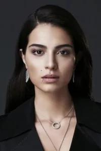 Melisa Asli Pamuk is a Turkish beauty pageant title holder, actress and model who won the title of Miss Turkey 2011 on Thursday 2 June 2011. Pamuk accepted the crown from Gizem Memic, Miss Turkey 2010 beauty pageant titleholder. She […]