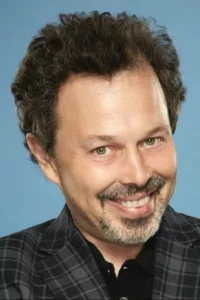 Curtis Armstrong (born November 27, 1953) is an American actor best known for the Revenge of the Nerds movies, Moonlighting, and Ray.   Date d’anniversaire : 27/11/1953