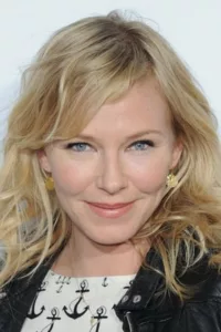 Kelli Giddish en streaming