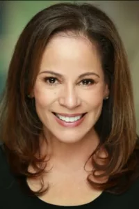 Roxann Dawson (born September 11, 1958) is an American actress, producer and director, best known as B’Elanna Torres on the television series Star Trek: Voyager.   Date d’anniversaire : 11/09/1958