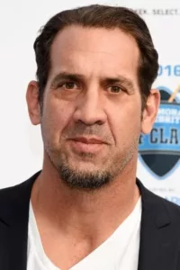 Matthew Joseph Willig (born January 21, 1969) is an American actor and former American football offensive tackle in the National Football League.   Date d’anniversaire : 21/01/1969
