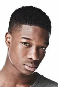 Lamar Johnson is a Canadian film and television actor, dancer and choreographer, best known from the television series « The Next Step ».   Date d’anniversaire : 18/07/1994