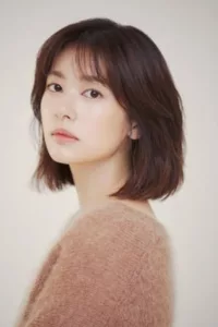 Jung So Min is a South Korean actress. She made a splash with her acting debut in the 2010 television drama “Bad Guy”. The recognition led to her next role in the popular drama “Playful Kiss”, an adaptation of the […]