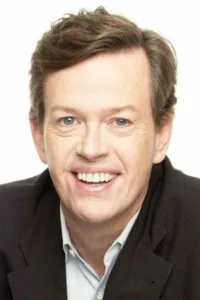 Dylan Baker is an American stage and screen actor and director. He holds an MFA from the Yale School of Drama, New Haven, Connecticut.   Date d’anniversaire : 07/10/1959