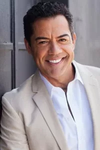 Carlos Gomez’s career spans over twenty years in film, television and theatre. The award winning actor was one of the leads of the A&E series « The Glades ». Garnering critical praise prior to its launch, The Glades became the most watched […]