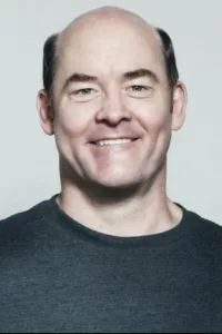 David Michael Koechner is an American character actor (film, television and stage), comedian and musician. Koechner began studying improvisational comedy in Chicago at the ImprovOlympic, under the teachings of Del Close, before joining the Second City Northwest. After one-year stints […]