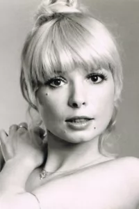 Ingrid Steeger, born 1 April 1947 in Berlin (as Ingrid Anita Stengert) is a German actress and comedian.   Date d’anniversaire : 01/04/1947