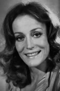 Caroline « Carrie » Snodgress (October 27, 1945 – April 1, 2004) was an American actress. Description above from the Wikipedia article Carrie Snodgress, licensed under CC-BY-SA, full list of contributors on Wikipedia.   Date d’anniversaire : 27/10/1945