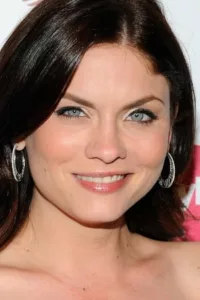 Jodi Lyn O’Keefe (born October 10, 1978) is an American actress and model, who portrayed Cassidy Bridges on Nash Bridges. She is also known for her role on Prison Break.   Date d’anniversaire : 10/10/1978