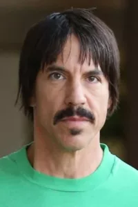 Anthony Kiedis est un chanteur américain né le 1er novembre 1962, à Grand Rapids, dans le Michigan. Il est chanteur principal du groupe de rock Red Hot Chili Peppers, qu’il a fondé en 1983 avec le bassiste Michael Balzary dit […]