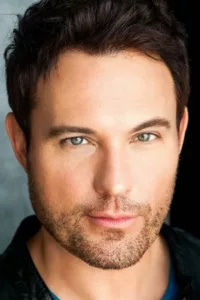 David Haydn-Jones is a Canadian actor.   Date d’anniversaire : //