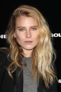 From Wikipedia, the free encyclopedia, Dree Louise Hemingway Crisman (born December 4, 1987) is an American fashion model and actress. She is the daughter of actress Mariel Hemingway and Stephen Crisman, as well as the niece of the late model […]