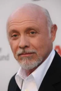 ​From Wikipedia, the free encyclopedia Héctor Elizondo (born December 22, 1936) is an American actor. Elizondo excelled in sports and later contemplated becoming an educator. Elizondo’s first major role was that of « God » in a play for which he won […]