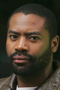 Nicholas Pinnock is a British theatre, television and film actor.   Date d’anniversaire : 02/09/1973