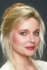 Priscilla Barnes is an American stage, film and television actress, best known for playing nurse Terri Alden on the television sitcom « Three’s Company ».   Date d’anniversaire : 07/12/1955
