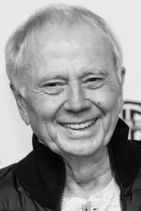 Wolfgang Petersen was a German-born screenwriter, producer and film director who spent most of his career in the United States. In the 1960s he began working directing plays at the Ernst Deutsch Theater in Hamburg. After becoming interested in theater […]