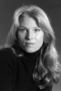 Mary Loretta « Mariette » Hartley (born June 21, 1940) is an American actress. She is best known for work with Bill Bixby on The Incredible Hulk (1978) and Goodnight, Beantown (1983–1984), an original Star Trek episode (1969), Sam Peckinpah’s Ride the […]
