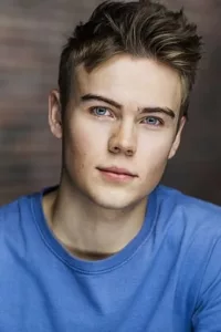 Gage Munroe was born on January 4, 1999 in Toronto, Ontario, Canada. He is an actor, known for The Shack (2017), Nobody (2021) and Hotel Transylvania (2017).   Date d’anniversaire : 04/01/1999