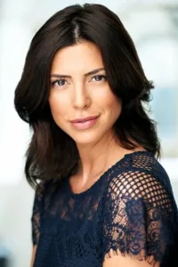 Cindy Sampson (born May 27, 1978) is a Canadian film and television actress.   Date d’anniversaire : 27/05/1978