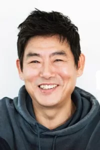 Sung Dong-il (성동일) is a South Korean actor.   Date d’anniversaire : 27/04/1967