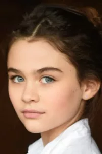 Born in the USA, Lola Flanery is a Canadian film and television child actress.   Date d’anniversaire : 26/05/2005