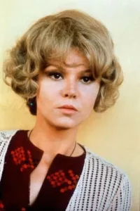 Barbara Densmoor Harris (July 25, 1935 – August 21, 2018) was an American actress. She appeared in such movies as A Thousand Clowns, Plaza Suite, Nashville, Family Plot, Freaky Friday, Peggy Sue Got Married, and Grosse Pointe Blank. Harris won […]