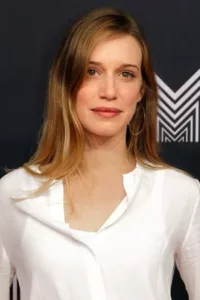 Daniella Kertesz  » דניאלה קרטס‎  » is an actress.   Date d’anniversaire : 11/03/1989