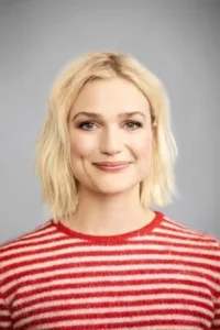 Alison Sudol (born December 23, 1984) is an American singer, songwriter, actress and music video director. She is known as the singer A Fine Frenzy, and for her role as Queenie Goldstein in the Fantastic Beasts films Fantastic Beasts and […]