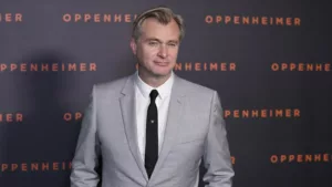 Dans une interview récente accordée au New York Times, le réalisateur Christopher Nolan exprime sa gratitude envers les films Marvel et en particulier le casting de Robert Downey Jr. dans le rôle d’Iron Man. Selon Nolan, cette décision de casting […]