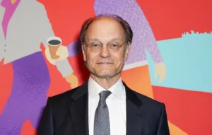 David Hyde Pierce a déclaré qu’il n’a pas repris son rôle de Niles Crane dans le reboot de la série Frasier car il sentait n’avoir rien de nouveau à offrir à ce personnage. C’est uniquement Kelsey Grammer qui revient en […]