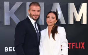 David Beckham a récemment fait référence, avec humour, à l’origine de son épouse Victoria, qu’il associe à la « classe ouvrière », lors d’un nouvel échange célèbrant leur repas au Ritz la veille du Nouvel An. Ce n’est pas la première fois […]