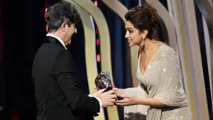 Deepika Padukone a assisté à la 77e cérémonie des BAFTA Film Awards 2024. Elle a remis le prix du meilleur film non anglais à l’acteur Jonathan Glazer pour The Zone Of Interest. Les autres nominés dans la catégorie étaient 20 […]