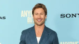 Le 27 décembre 2023, Glen Powell, célèbre pour son rôle dans « Anyone But You », a apporté des précisions concernant son prochain projet, « Twisters ». Selon ses propos, ce long-métrage ne sera « certainement pas un redémarrage » […]