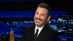 Dans son monologue du « Tonight Show » de lundi, Jimmy Kimmel a parlé de John Cena et de Donald Trump. Il a récapitulé ses moments préférés des Oscars 2024, notamment le gag de nudité de Cena et le tweet en colère […]