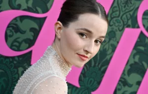 La révélation du casting de la deuxième saison de la série post-apocalyptique à succès « The Last Of Us » est là, offrant des nouvelles excitantes aux fans du titre populaire de HBO. L’actrice américaine Kaitlyn Dever vient d’être confirmée pour endosser […]