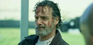 La bande-annonce de la nouvelle série de The Walking Dead, intitulée The Ones Who Live, montre la nouvelle vie de Rick Grimes. Les fans attentifs notent déjà un énorme changement. La série la plus attendue de The Walking Dead de […]