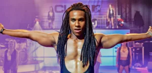 Le film Girl You Know It’s True raconte le tristement célèbre scandale impliquant Milli Vanilli et le producteur de musique Frank Farian. Il évoque l’histoire de Rob (Tian Njie) et Fab (Élan Ben Ali) de Milli Vanilli, qui ne chantaient […]