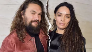 La star de cinéma Lisa Bonet a entamé officiellement la procédure de divorce d’avec l’acteur d’ Aquaman, Jason Momoa. Ce dernier coup de théâtre dans la vie du couple survient deux ans après la réalisation publique de leur séparation. Ces […]