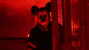 Une comédie d’horreur mettant en vedette Mickey Mouse en tant que méchant a publié sa bande-annonce le même jour où le classique de Disney de 1928, Steamboat Willie, est devenu domaine public. Le film, intitulé Mickey’s Mouse Trap, raconte l’histoire […]