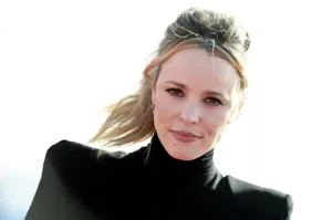 Rachel McAdams explique pourquoi elle a refusé de participer à la réunion du casting de Mean Girls La récente réunion du casting de Mean Girls a été marquée par l’absence de Rachel McAdams. L’actrice qui interprète Regina George dans le […]