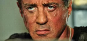 Sylvester Stallone n’a pas réussi à réaliser son projet de rassembler les stars du cinéma d’action des années 80 dans The Expendables 3. Malgré un casting remarquable et un lancement aux États-Unis avec une cote PG-13 plutôt qu’une note R, […]