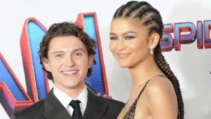 Zendaya et Tom Holland ont mis fin aux rumeurs de rupture de manière élégante. Le couple s’est coordonné en portant des tenues noires assorties après la première de leur film Dune : Part Two, selon un rapport de People. De […]