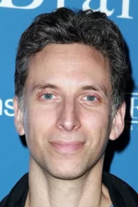 Benjamin Shenkman is an American actor, known for his roles in the comedy-drama series Royal Pains and the acclaimed HBO miniseries Angels in America, which earned him both Primetime Emmy Award and Golden Globe Award nominations.   Date d’anniversaire : […]