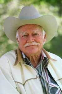Richard William Farnsworth (September 1, 1920 – October 6, 2000) was an American actor and stuntman. He is best known for his performances in Comes a Horseman (1978), for which he received an Academy Award nomination for Best Supporting Actor […]