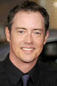 Jason London is an American actor born on November 7, 1972 in San Diego, California. He is the twin brother of actor Jeremy London.   Date d’anniversaire : 07/11/1972