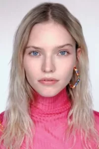 Sasha Luss was born on 6 June 1992 in Magadan and moved to Moscow at a young age. At the age of fourteen, Sasha signed with IQ Models in Moscow. Shortly after she turned sixteen years old, Sasha walked in […]