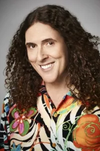 Alfred Matthew « Weird Al » Yankovic (born October 23, 1959) is an American singer-songwriter, music producer, actor, comedian, writer, satirist, and parodist. Yankovic is known for his humorous songs that make light of popular culture and that often parody specific songs […]