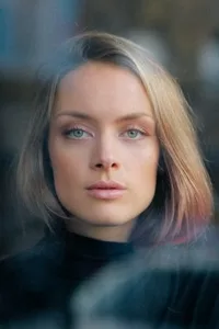 Rachel Skarsten is a Canadian actress best known for her roles as Dinah Lance / Black Canary on the WB series Birds of Prey, Tamsin in the Syfy series Lost Girl, Elizabeth I of England in Reign, and Beth Kane […]