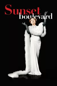 Norma Desmond, grande actrice du muet, vit recluse dans sa luxueuse villa de Berverly Hills en compagnie de Max von Meyerling, son majordome qui fut aussi son metteur en scène et mari. Joe Gillis, un scénariste sans le sou, pénètre […]
